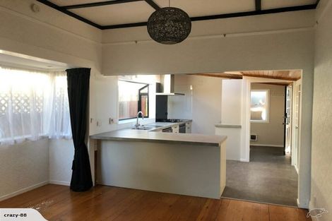 Photo of property in 41 Methuen Road, Avondale, Auckland, 0600