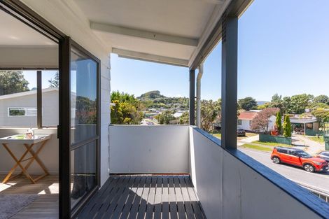 Photo of property in 67 Omapere Street, Whitby, Porirua, 5024