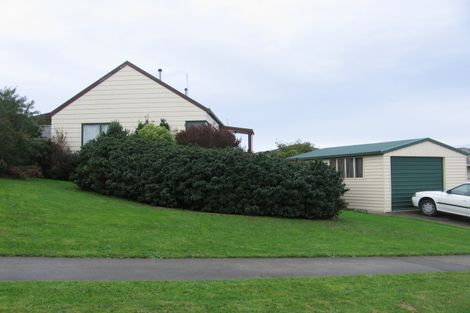 Photo of property in 26 Lydia Place, Kelvin Grove, Palmerston North, 4414