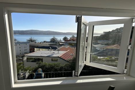 Photo of property in 8 Wilkinson Street, Oriental Bay, Wellington, 6011