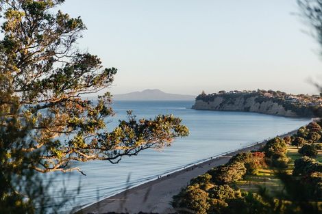 Photo of property in 251 Vaughans Road, Long Bay, Auckland, 0792