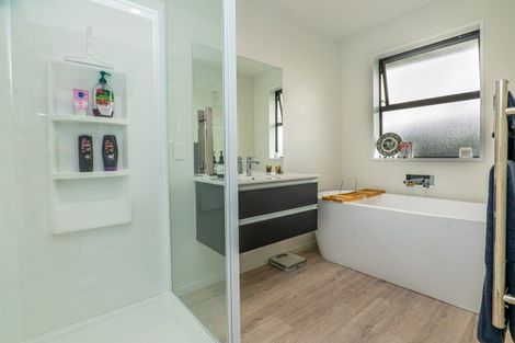 Photo of property in 5 Crest Place, Rolleston, 7615