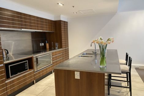Photo of property in Augusta Apartments, 10/254 Willis Street, Te Aro, Wellington, 6011