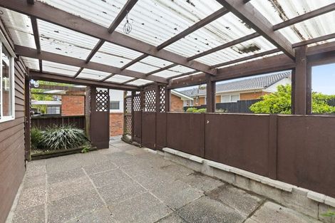 Photo of property in 26 Beechdale Crescent, Pakuranga Heights, Auckland, 2010