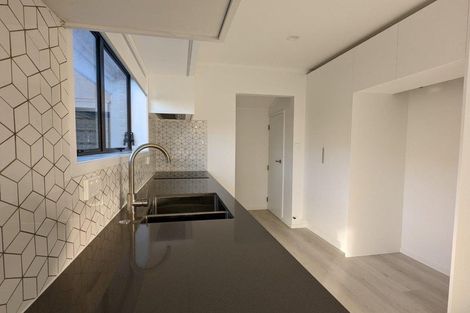 Photo of property in 6a Beach Road, Orewa, 0931