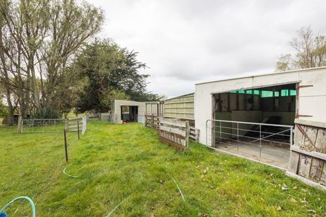 Photo of property in 660b Roberts Line, Kelvin Grove, Palmerston North, 4470