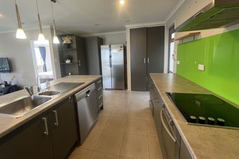 Photo of property in 13a Gilfillan Street, Blockhouse Bay, Auckland, 0600