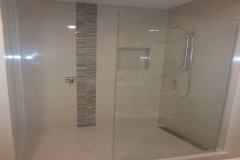 Photo of property in 5 Saddleback Rise, Murrays Bay, Auckland, 0630