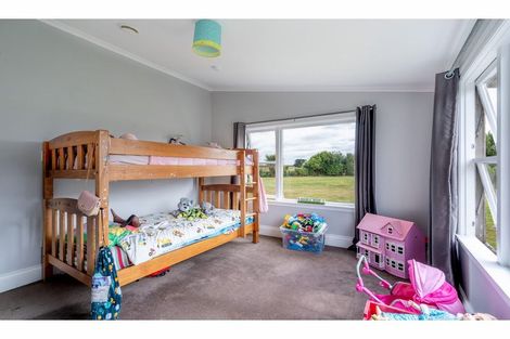 Photo of property in 10 Whitelaw Road, Waianiwa, Invercargill, 9874