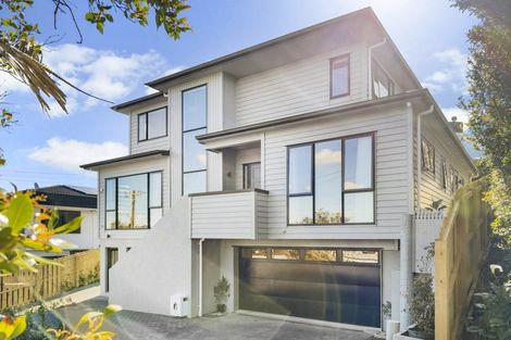 Photo of property in 9a Wolsley Avenue, Milford, Auckland, 0620