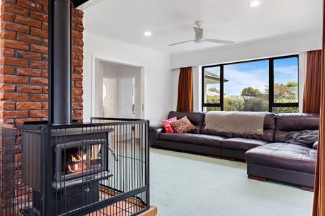 Photo of property in 43 Whitefield Street, Kaiapoi, 7630