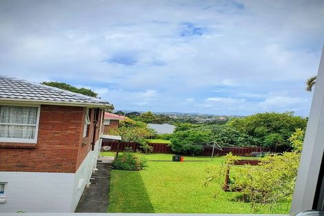Photo of property in 50 Golf Road, New Lynn, Auckland, 0600