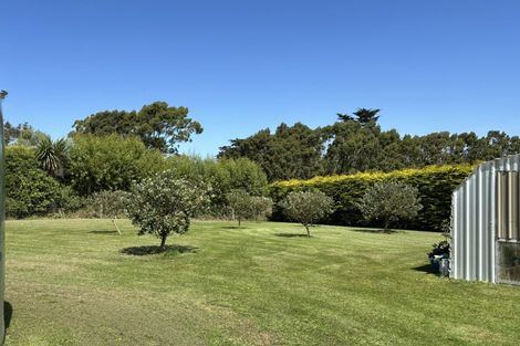 Photo of property in 174 Awamoa Road, Holmes Hill, Oamaru, 9492
