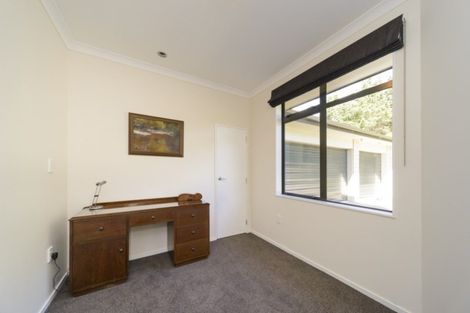 Photo of property in 302 Ngahere Park Road, Turitea, Palmerston North, 4472