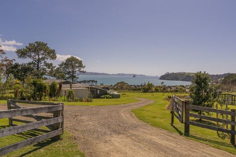 Photo of property in 60 Resolution Rise, Cooks Beach, Whitianga, 3591