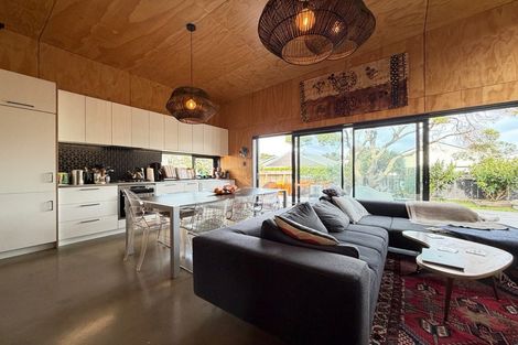 Photo of property in 50 Rex Street, Miramar, Wellington, 6022