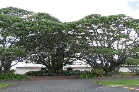 Photo of property in 5/25 Stanley Point Road, Stanley Point, Auckland, 0624