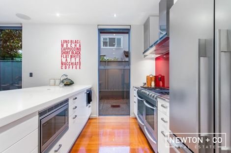 Photo of property in 15 Queen Mary Avenue, Epsom, Auckland, 1023