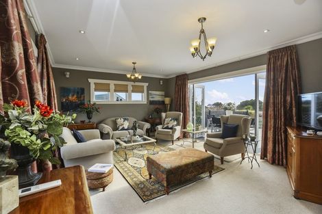 Photo of property in 15a Glen Almond Street, New Plymouth, 4310