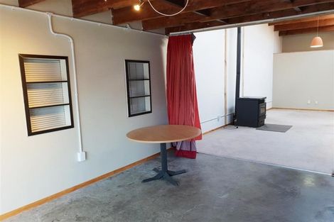 Photo of property in 2/410 The Esplanade, Island Bay, Wellington, 6023