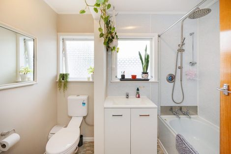 Photo of property in 22 Saturn Crescent, Milson, Palmerston North, 4414