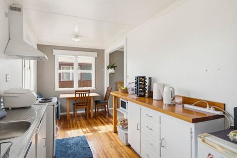 Photo of property in 14 William Street, Levin, 5510