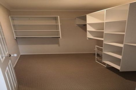 Photo of property in 10 Trovare Place, Golflands, Auckland, 2013