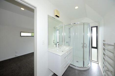 Photo of property in 2/78 Brockworth Place, Riccarton, Christchurch, 8011