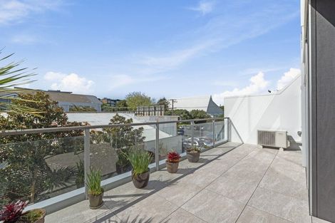 Photo of property in Norfolk Apartments, 103/19 Bute Road, Browns Bay, Auckland, 0630