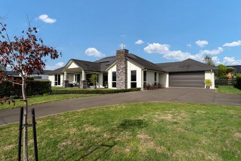 Photo of property in 13 Alan Livingston Drive, Cambridge, 3434