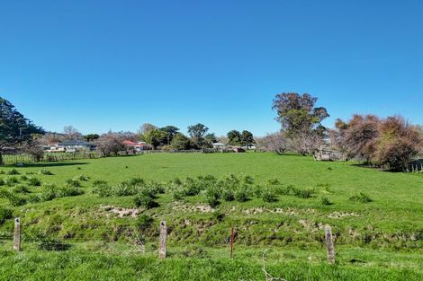 Photo of property in 3 Murray Street, Waitotara, Wanganui, 4588