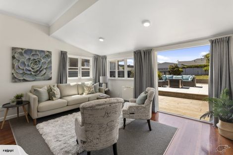 Photo of property in 18 Richmond Street, Petone, Lower Hutt, 5012