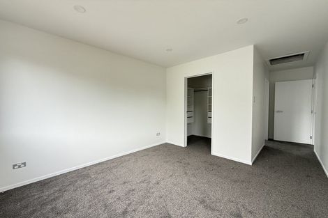 Photo of property in 40 Normanton Street, Glenfield, Auckland, 0629