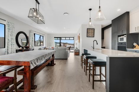 Photo of property in 4 Tendril Court, Orewa, 0931