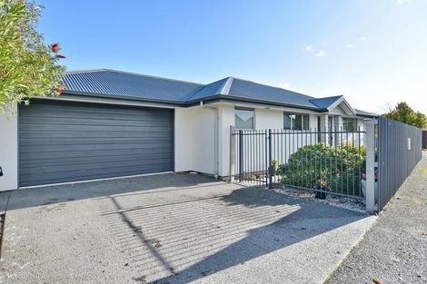 Photo of property in 1/28 Kirsten Place, Parklands, Christchurch, 8083