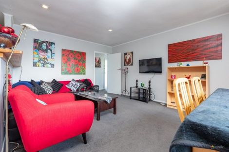 Photo of property in 198 Sievers Grove, Cannons Creek, Porirua, 5024