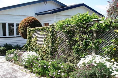 Photo of property in 1/23 Church Street, Northcote Point, Auckland, 0627