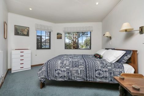 Photo of property in 1/70 Ocean View Road, Northcote, Auckland, 0627