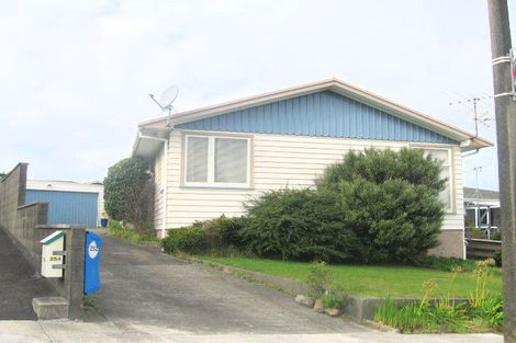 Photo of property in 252 Dowse Drive, Maungaraki, Lower Hutt, 5010