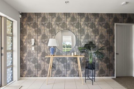 Photo of property in 31 Mokihi Gardens, Hillmorton, Christchurch, 8024