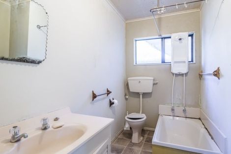 Photo of property in 28a Eatwell Avenue, Paraparaumu Beach, Paraparaumu, 5032