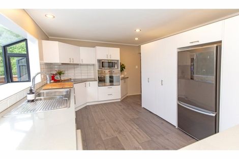 Photo of property in 60 Scott Road, Stanmore Bay, Whangaparaoa, 0932