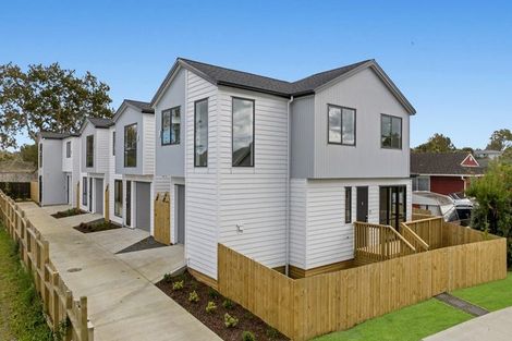 Photo of property in 23b Studfall Street, Pakuranga Heights, Auckland, 2010