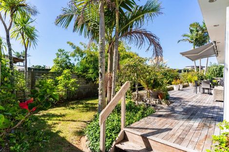 Photo of property in 8 Grove Road, Mangawhai Heads, Mangawhai, 0505