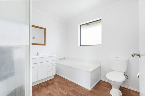 Photo of property in 18 Everton Place, Grandview Heights, Hamilton, 3200