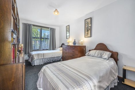 Photo of property in 15 Resolution Place, Bryndwr, Christchurch, 8053