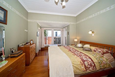 Photo of property in 237 South Road, Hawera, 4610