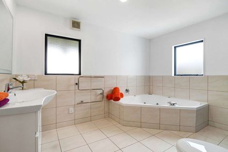 Photo of property in 4 Hulme Place, Owhata, Rotorua, 3010