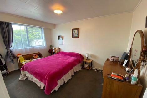 Photo of property in 124 Roberts Line, Kelvin Grove, Palmerston North, 4414