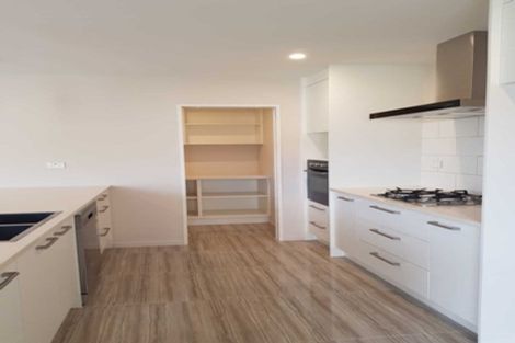 Photo of property in 28 Bradbury Avenue, Rolleston, 7614